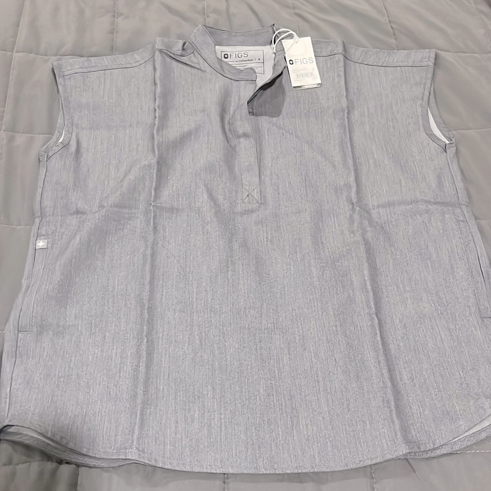 NWT Figs Scrub Top Size S